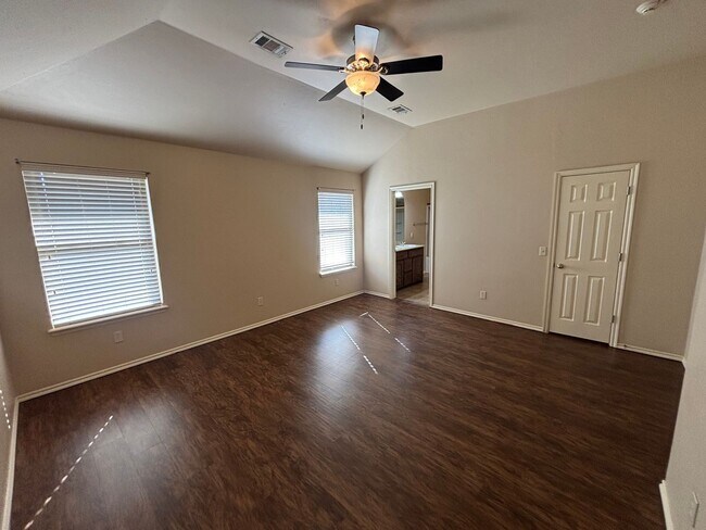 Building Photo - Wonderful 3 Bed 2 Bath in Choctaw