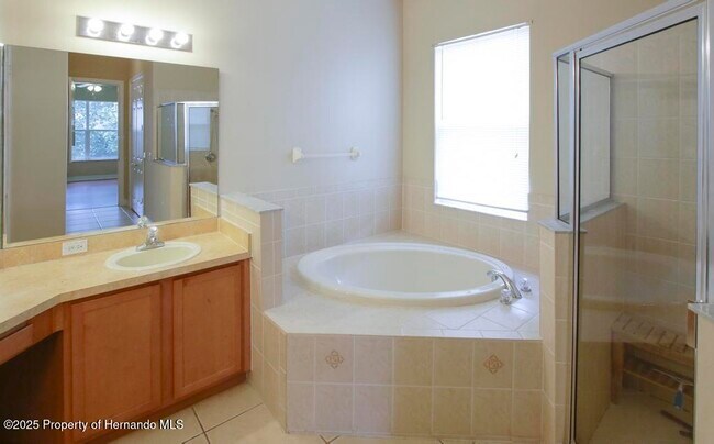 Building Photo - 4394 Edenrock Pl