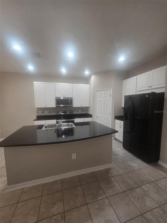 Building Photo - 6978 Holly Heath Dr