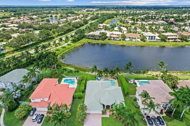 Building Photo - 11727 Paradise Cove Ln