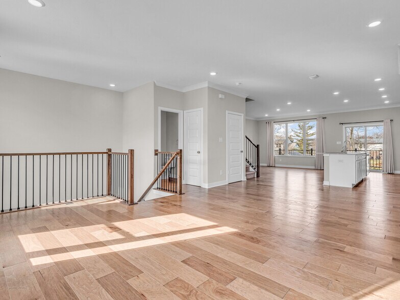 Building Photo - 8238 Bostic Dr