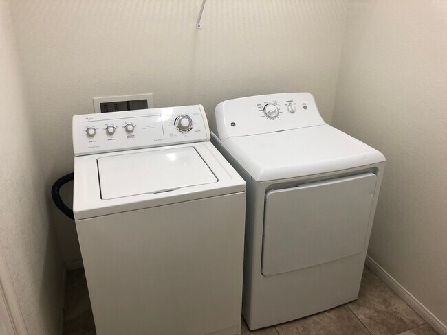 Building Photo - 6978 Foggy Mist Ave