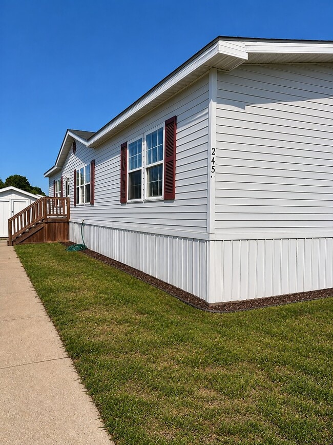 Building Photo - 2500 Mann Rd