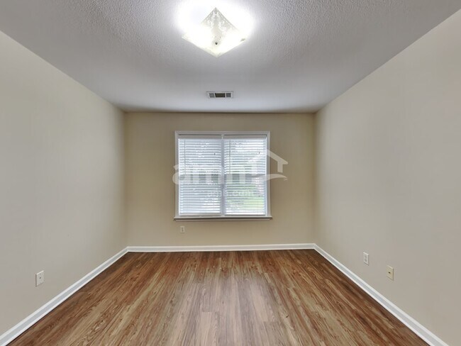 Building Photo - 1166 Havenwood Drive