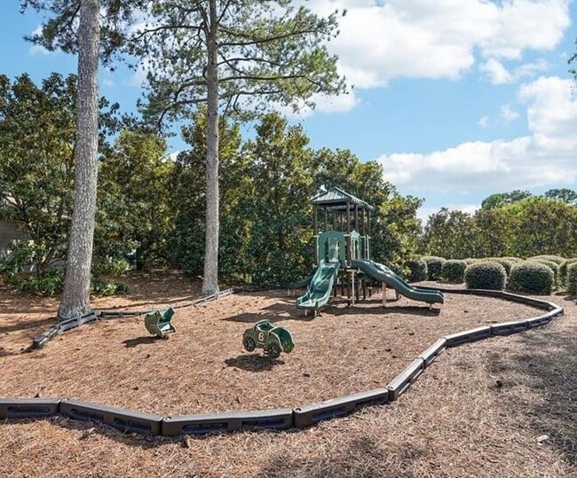 Building Photo - 815 Millwork Cir
