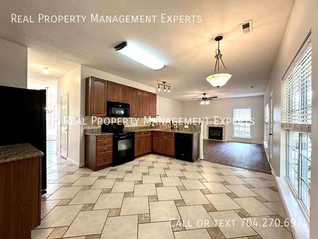 Building Photo - 4775 Covington Dr NW