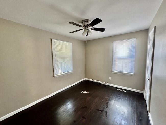 Building Photo - 4309 Edmund St