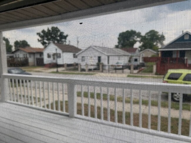 Primary Photo - 1333 Truman St