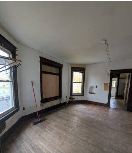 Building Photo - 1104 W Smith St