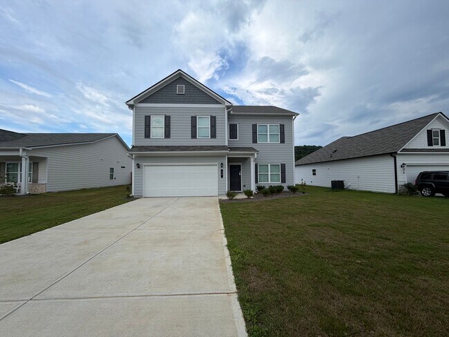 Building Photo - 26 Busby Dr SE