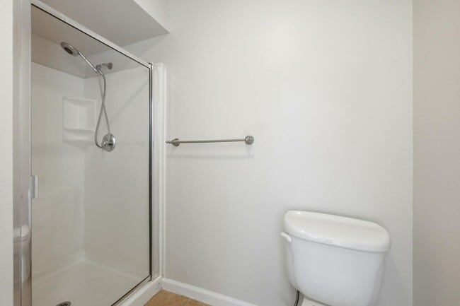 Building Photo - 6666 Beadnell Way