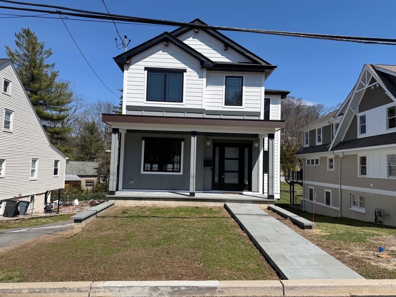 Building Photo - 23 Hudson Ave