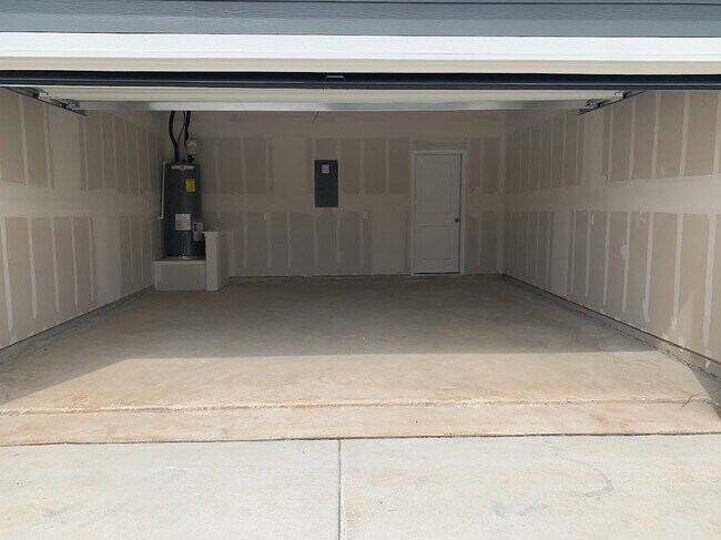 Building Photo - 414 Bullhead Rd