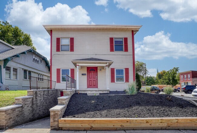 Primary Photo - The Union Apartments