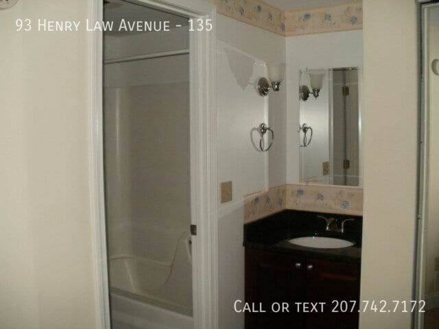 Building Photo - 93 Henry Law Ave