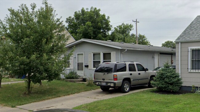 Building Photo - 2664 Pontiac St