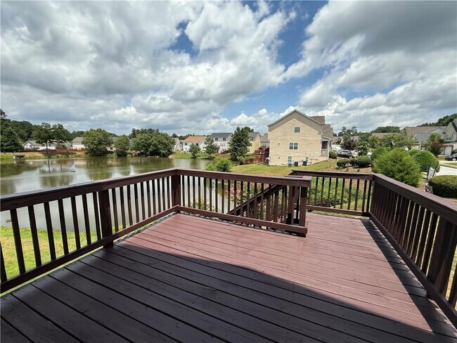 Building Photo - 1431 Leisure Lake Ln