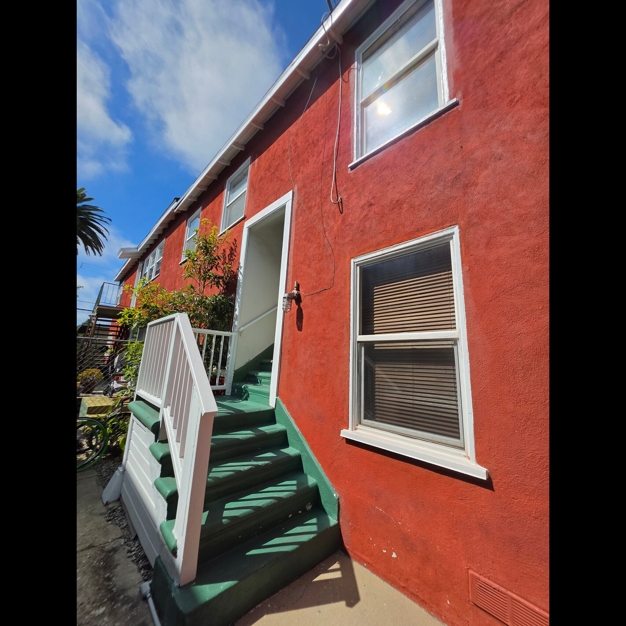 Building Photo - 631 San Juan Ave
