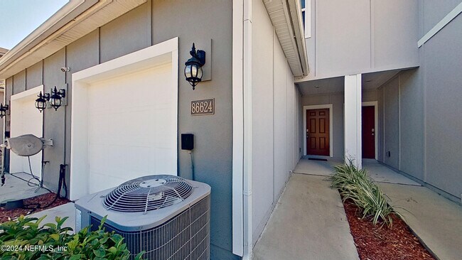 Building Photo - 86624 Mainline Rd