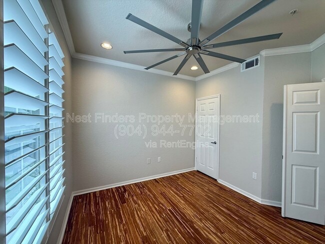 Building Photo - 8539 Gate Pkwy W