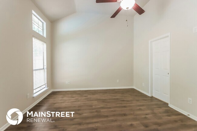 Building Photo - 4318 Mountain Peak Way