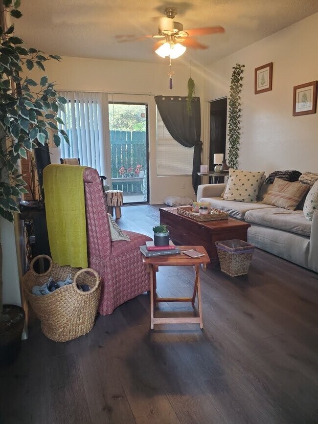 2409 W Slaughter Ln 2409 W Slaughter Ln Austin TX 78748 Apartment