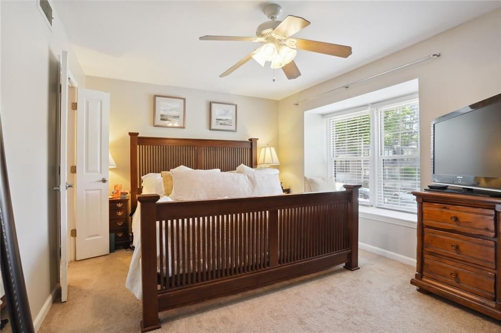 Building Photo - 73 La Rue Pl NW