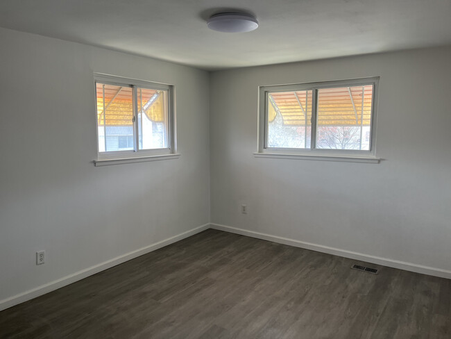 Building Photo - 1409 N 13th St