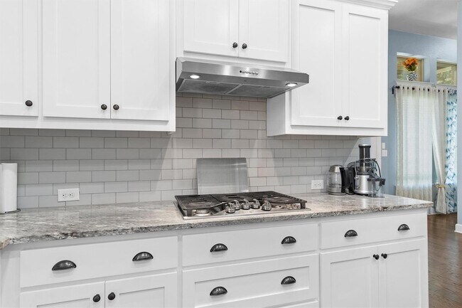 Building Photo - 3367 Vasquez Pl