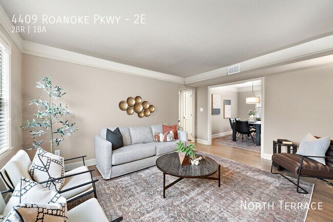 Building Photo - 4409 Roanoke Pkwy