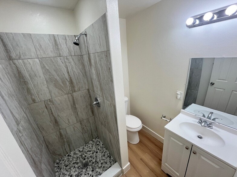 Building Photo - 1417 N Pennsylvania Ave