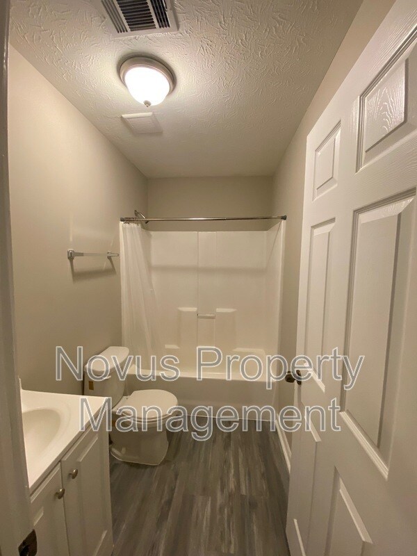 Building Photo - 191 Harvell Dr