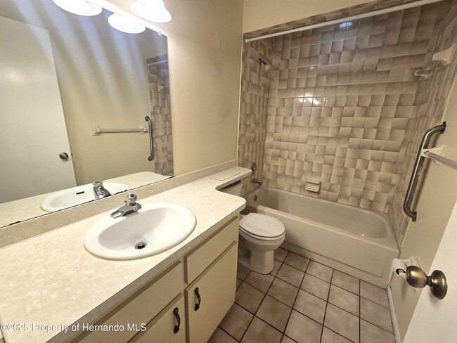 Building Photo - 3251 Windbrook Ave