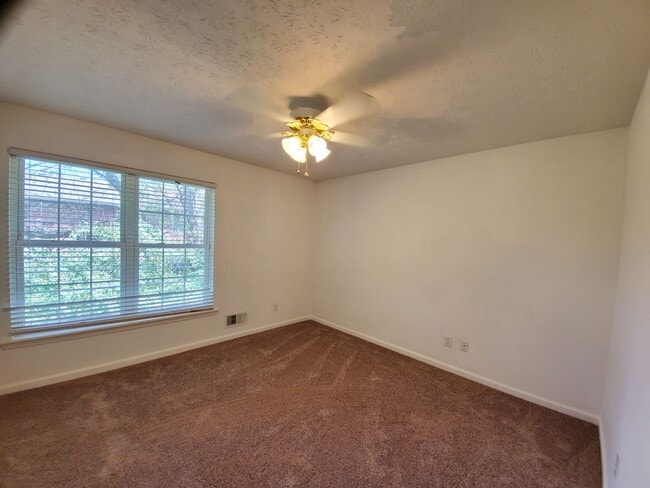 Building Photo - CHECK OUT THIS STUNNER!!  Beautifully Updated, Spacious 2 Bedrooms, 2 Full Baths Storage Closet A...