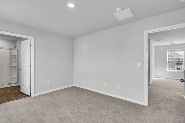 Building Photo - Beautiful 3 bedroom/3 bathroom two story home available in Cane Bay!