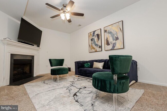 Building Photo - 103 Mummert Cir