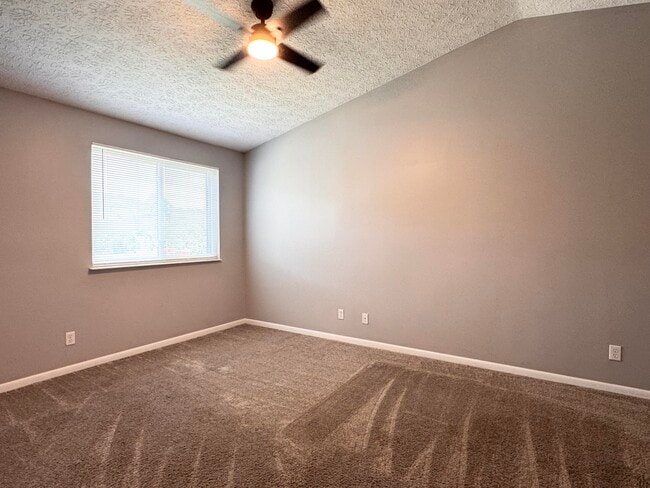 Building Photo - 38 Woodland Hills Dr