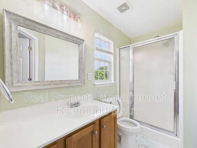 Building Photo - 1213 Magnolia Pointe Blvd