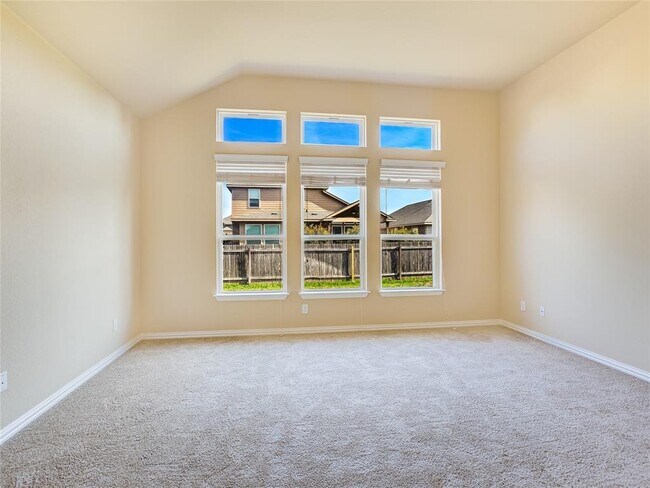Building Photo - 105 Salt Fork Dr