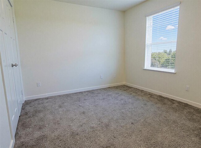 Building Photo - 21155 Gosling Rd