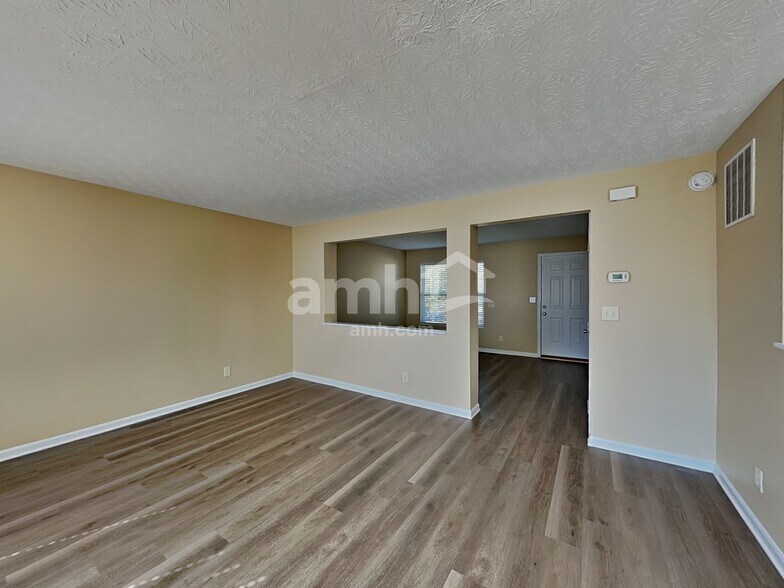 Building Photo - 3177 Bridle Run Dr