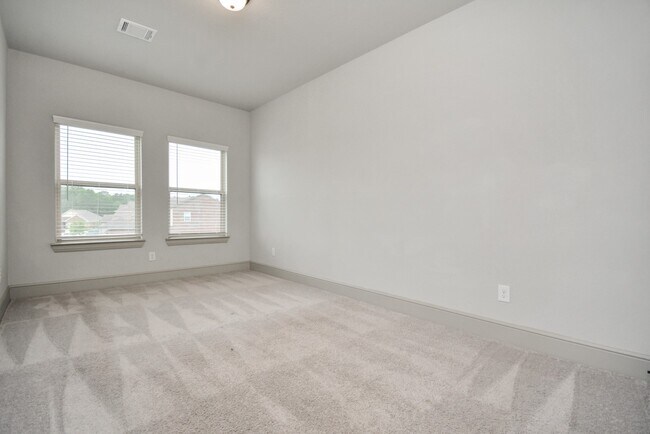 Building Photo - 22368 Misty Woods Ln