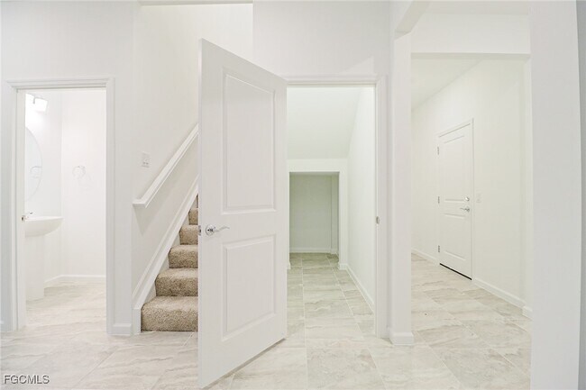 Building Photo - 3744 Passion Vine Dr