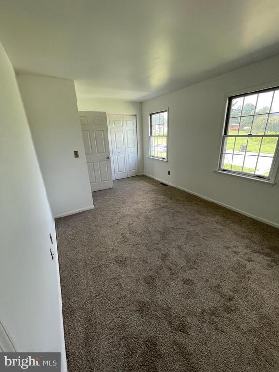 Building Photo - 27 Partridge Cir