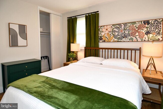 Building Photo - 503 Woodston Rd