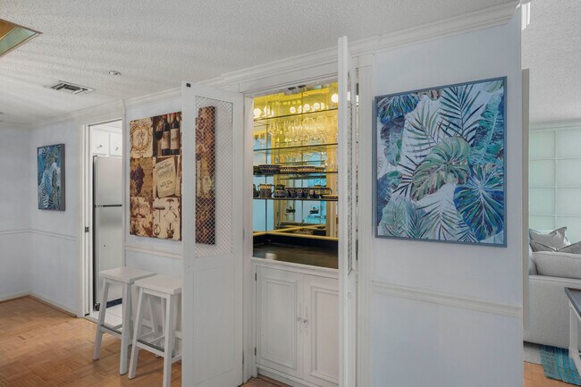 Building Photo - 500 Ocean Dr