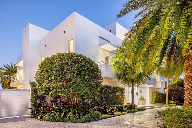 Building Photo - 500 Isle of Capri Dr