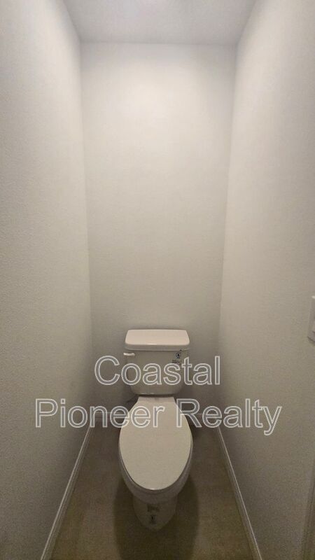 Building Photo - 233 Aquamarine Ln