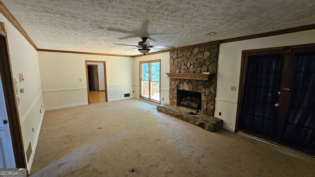 Building Photo - 2858 Livsey Dr
