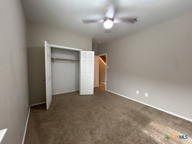 Building Photo - 9508 Raeburn Court